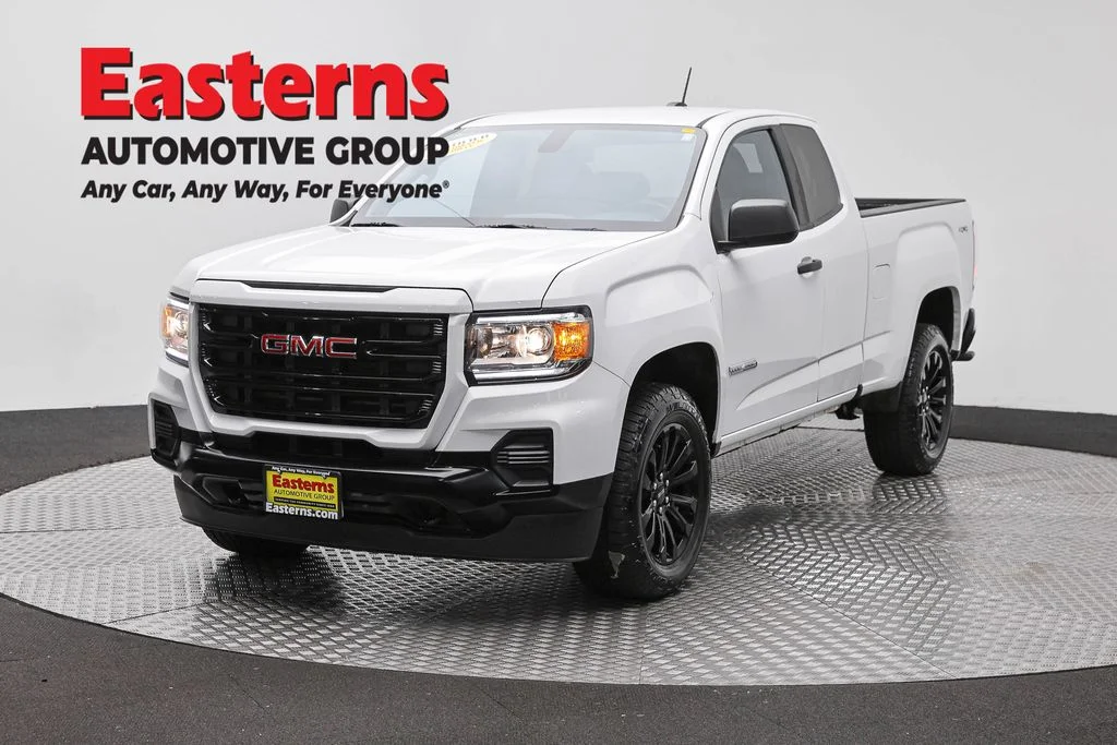 Used 2022 White GMC Elevation Standard image 1