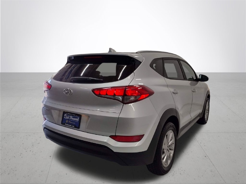Used 2018 Silver Hyundai SEL image 13