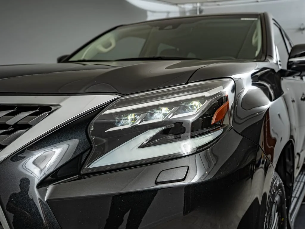 Certified Used 2023 Caviar Lexus 460 image 13