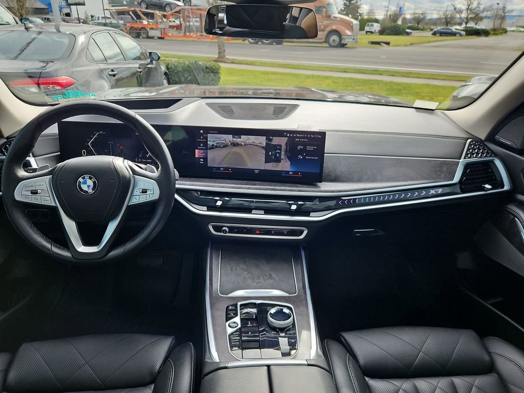 Used 2023 Black BMW xDrive40i image 22