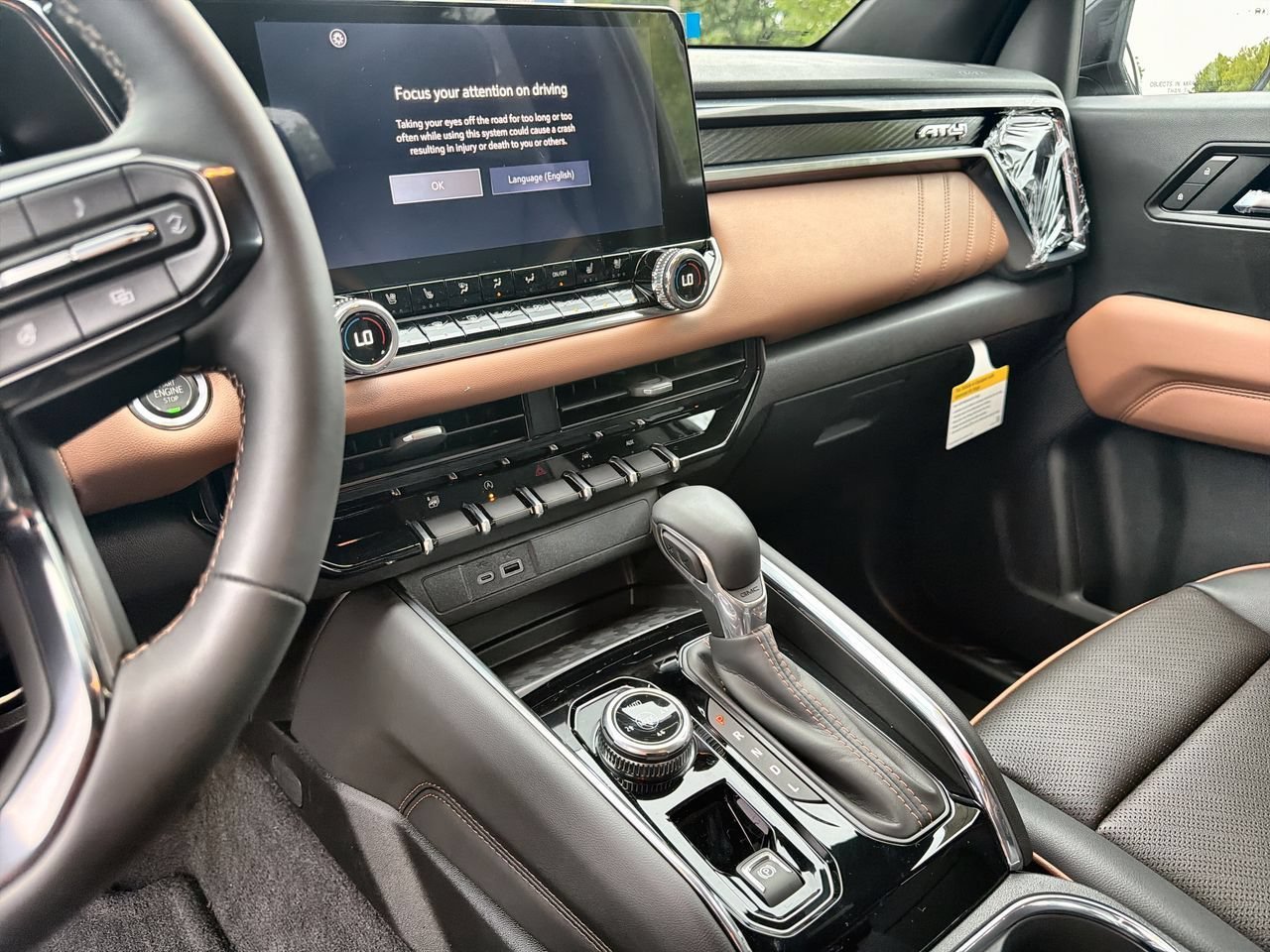 2026 GMC Canyon AT4 - Photo 11