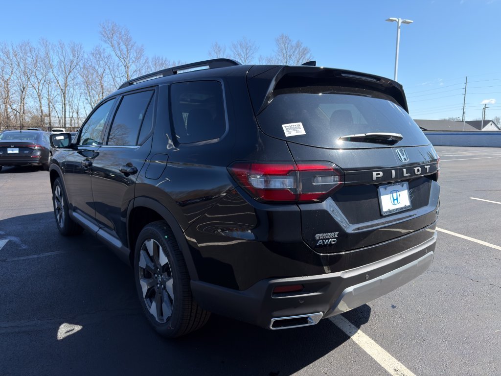 Used 2026 Crystal Black Pearl Honda Touring image 3