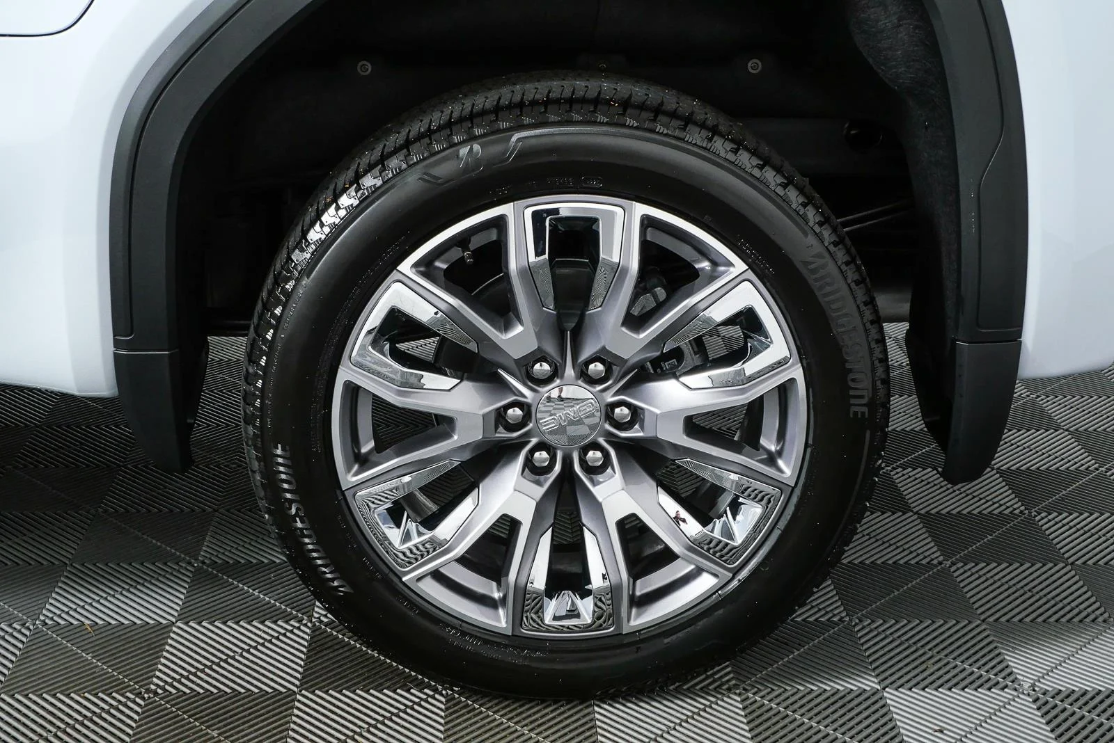 New 2026 Glacier White Tricoat GMC Denali image 37
