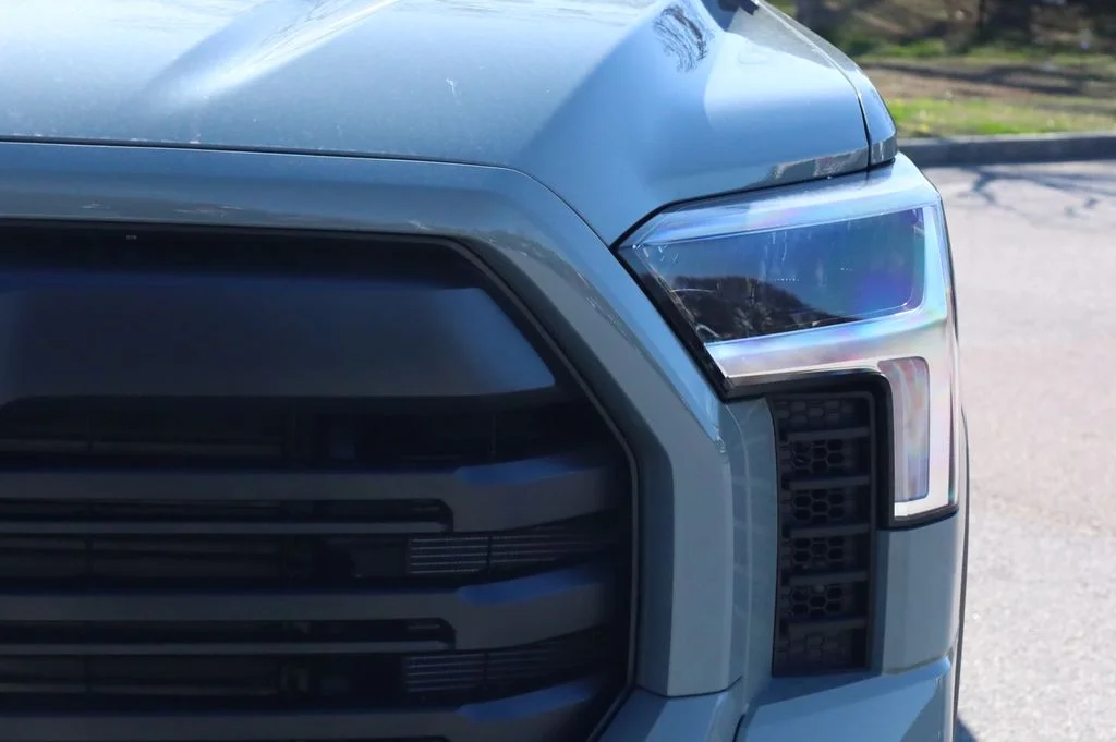 2026 Toyota Tundra Limited - Photo 14