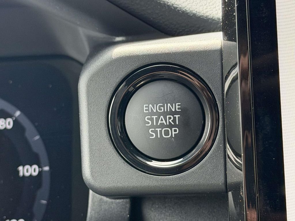 2026 Toyota Tacoma Limited - Photo 7