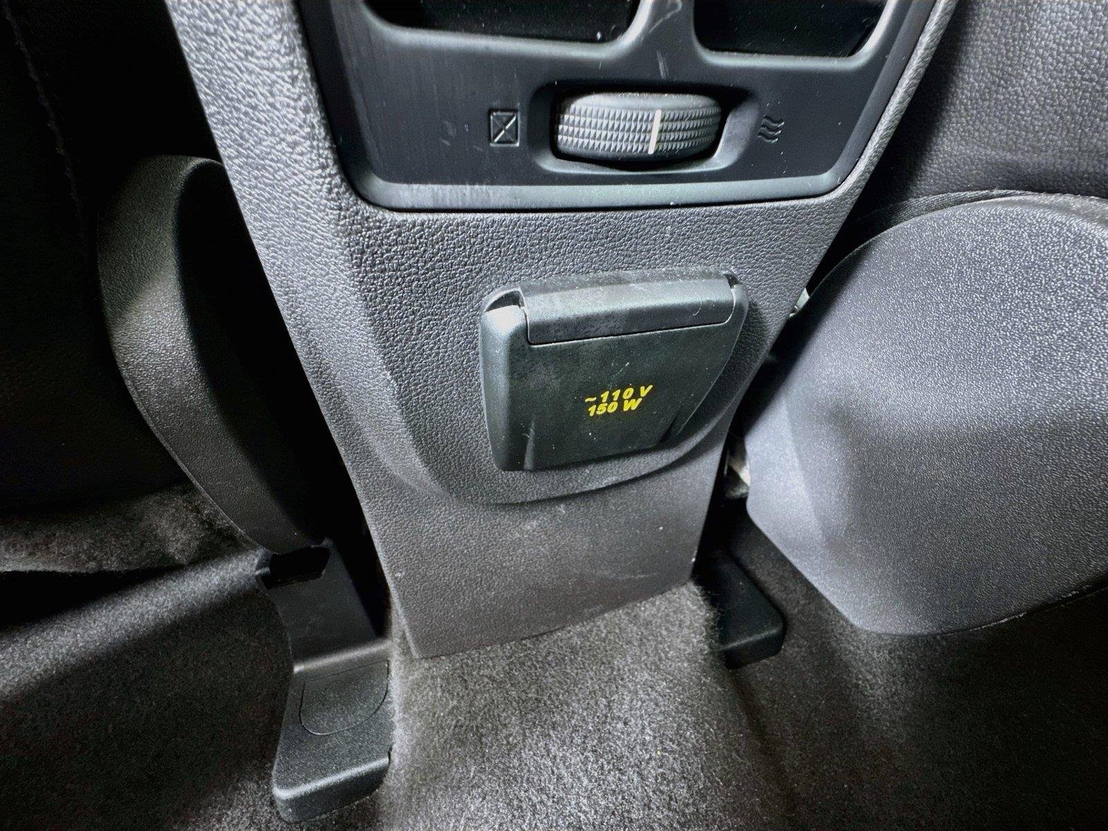 Used 2019 Magnetic Ford Titanium image 34