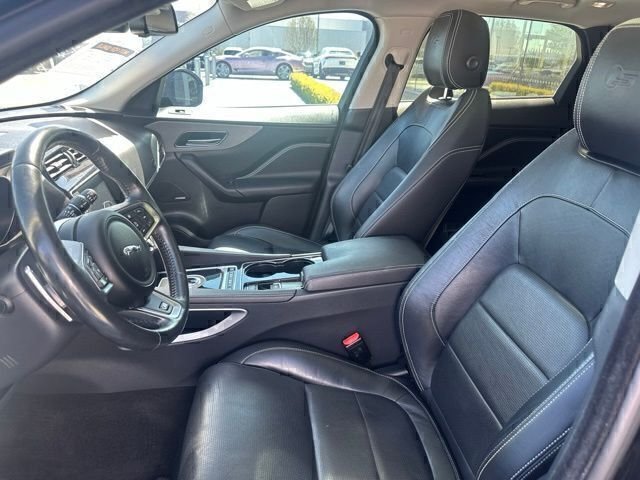Used 2017 Black Jaguar S image 9
