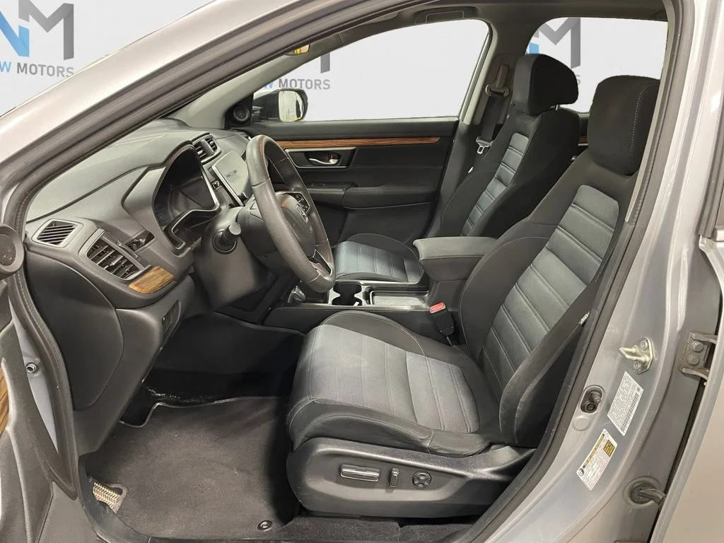 Used 2017 Silver Honda EX image 9