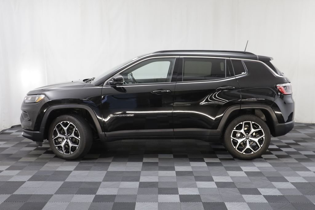 Used 2025 Black Jeep Limited image 4