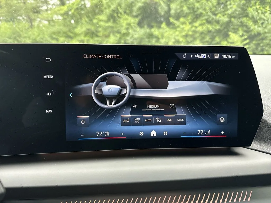 2025 BMW 2 Series 228 - Photo 21
