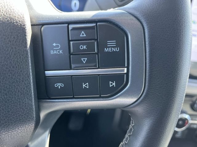 Used 2024 Silver Ford XLT image 32
