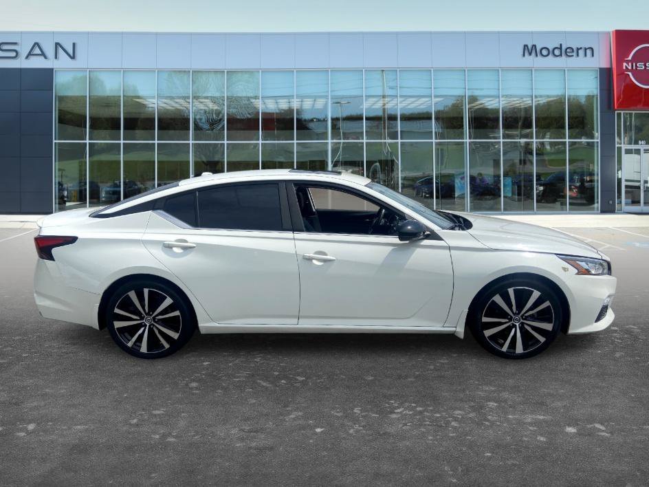 Used 2020 Pearl White Tricoat Nissan 2.5 SR image 4