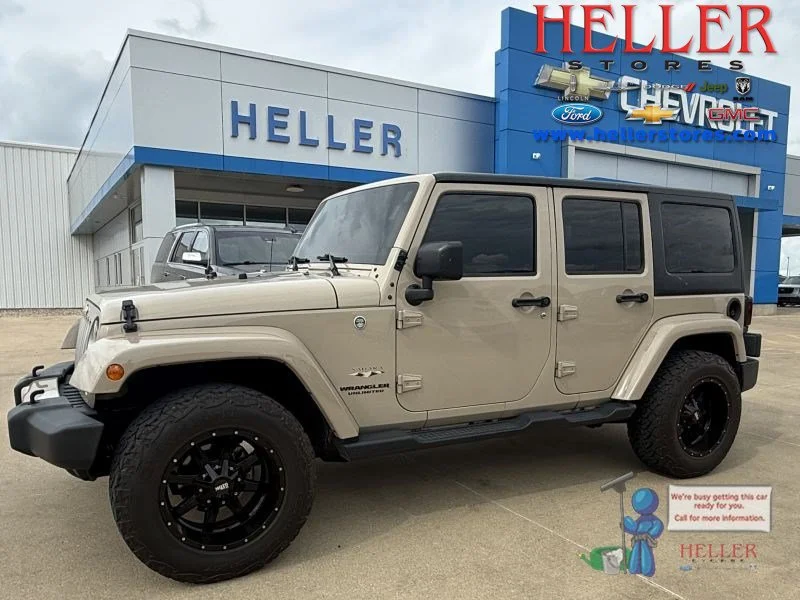 Used 2016 Mojave Sand Clearcoat Jeep Sahara image 1