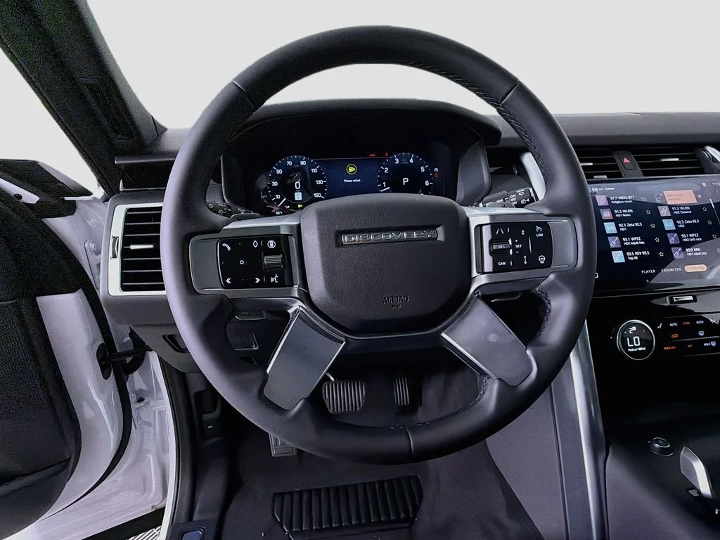 New 2026 Fuji White Land Rover S image 11