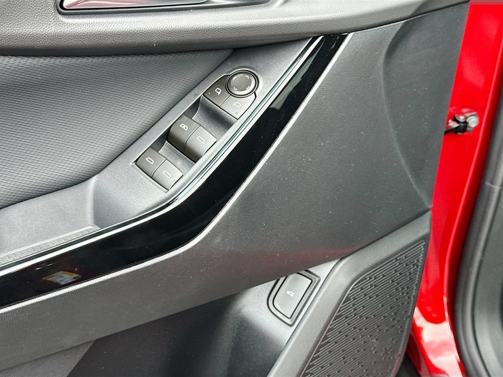 2026 Chevrolet Equinox LT - Photo 20
