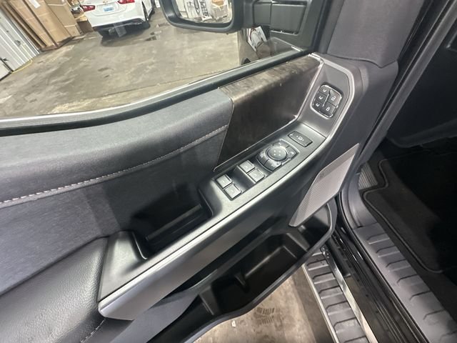 New 2026 Agate Black Metallic Ford F-350® Lariat® image 19