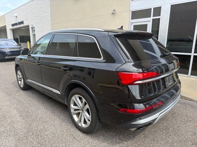 Used 2025 Mythos Black Metallic Audi 55 Premium Plus image 6