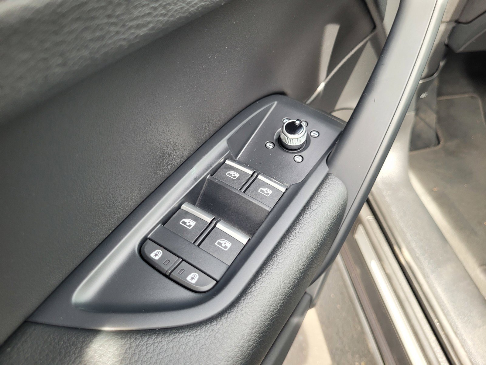 Used 2023 Gray Audi Premium 40 TFSI quattro S tronic image 27