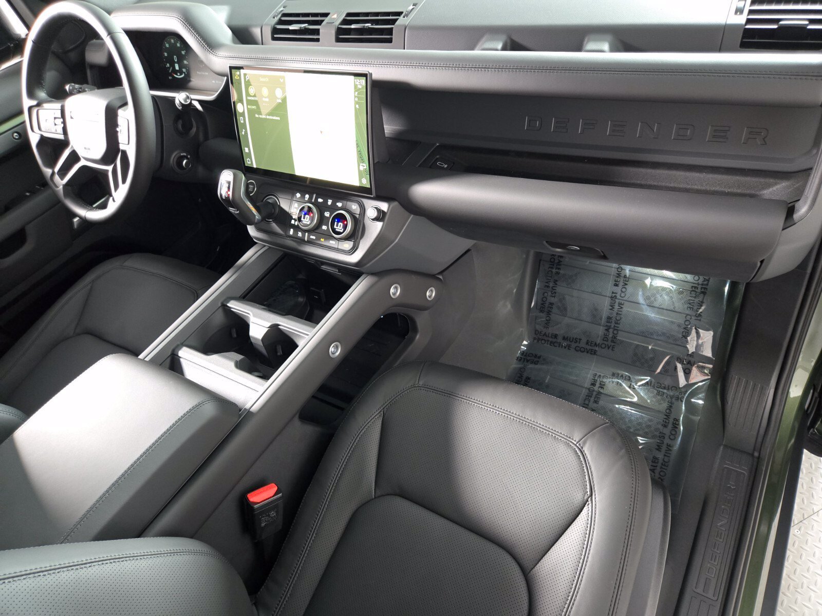New 2026 Woolstone Green Land Rover X-Dynamic SE image 19