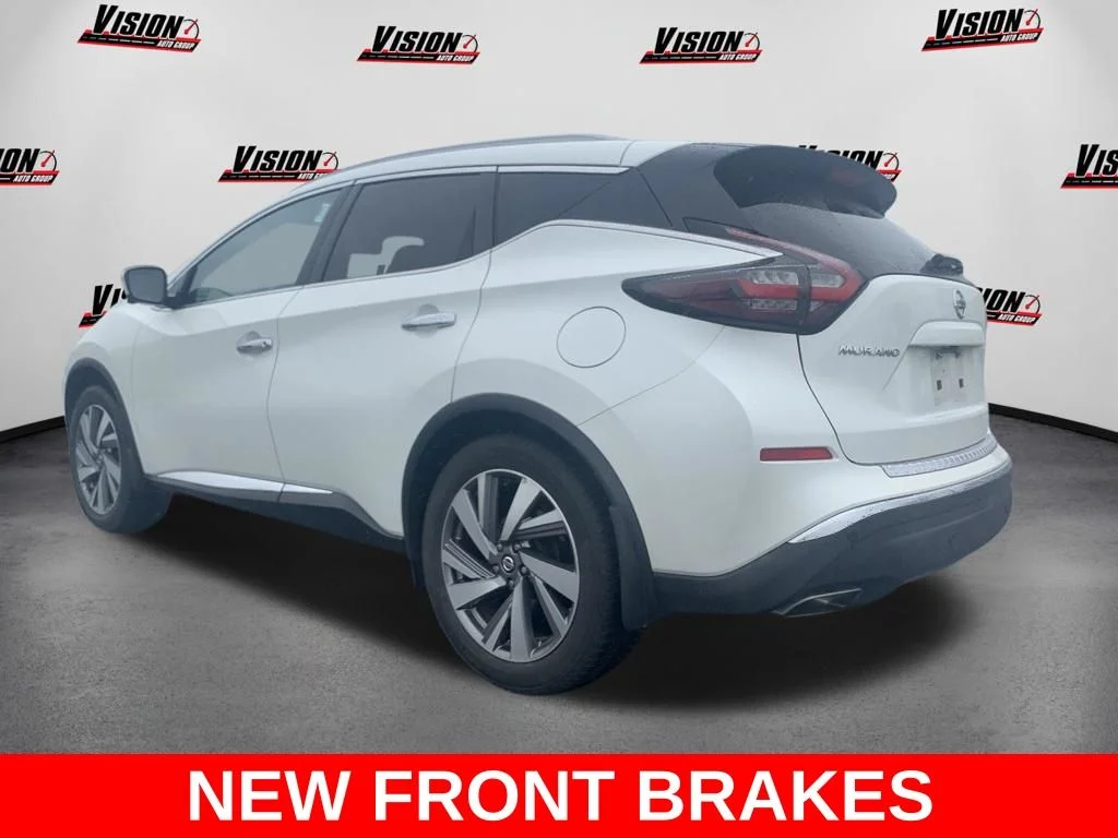 Used 2020 White Nissan SL image 3