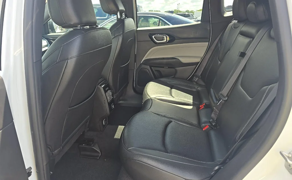 Certified Used 2025 White Jeep Limited image 8