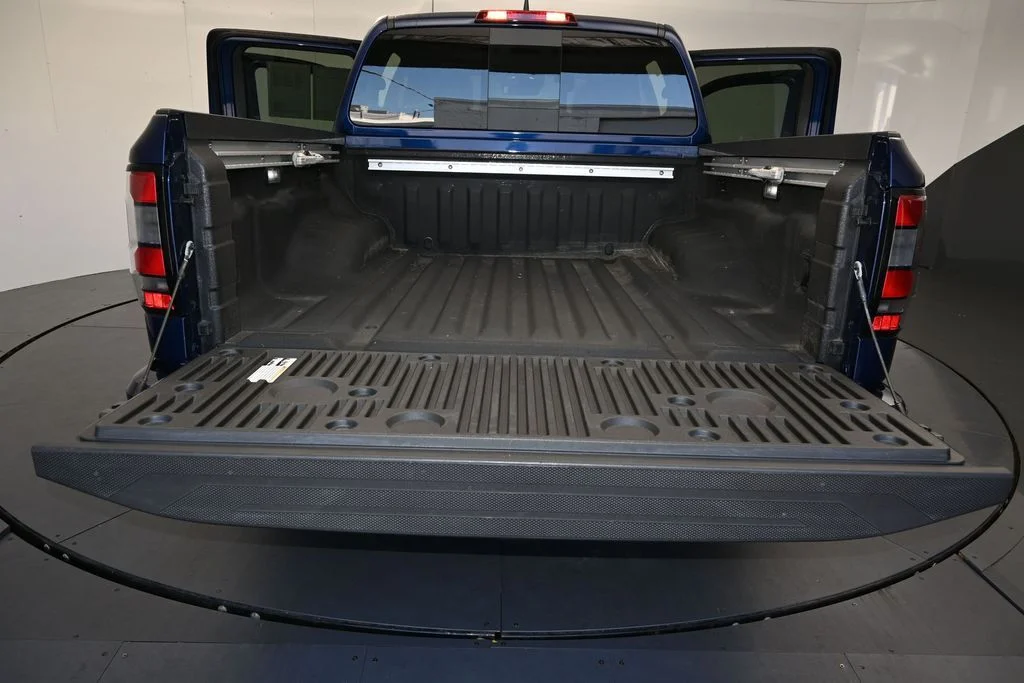 Used 2023 Blue Nissan SV image 11