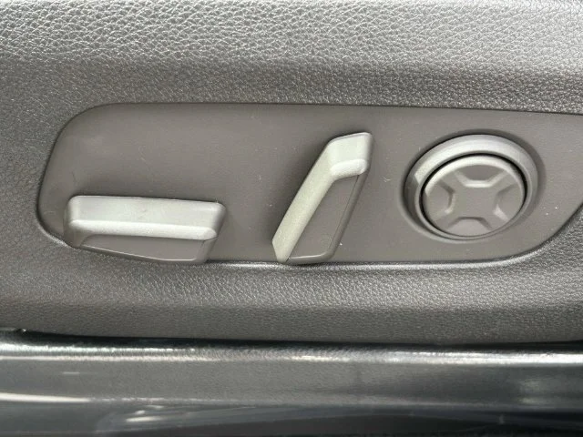 Certified Used 2026 Gray Kia EX image 29