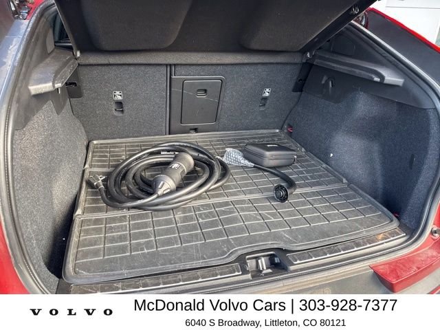 Used 2023 Red Volvo Twin Plus image 8