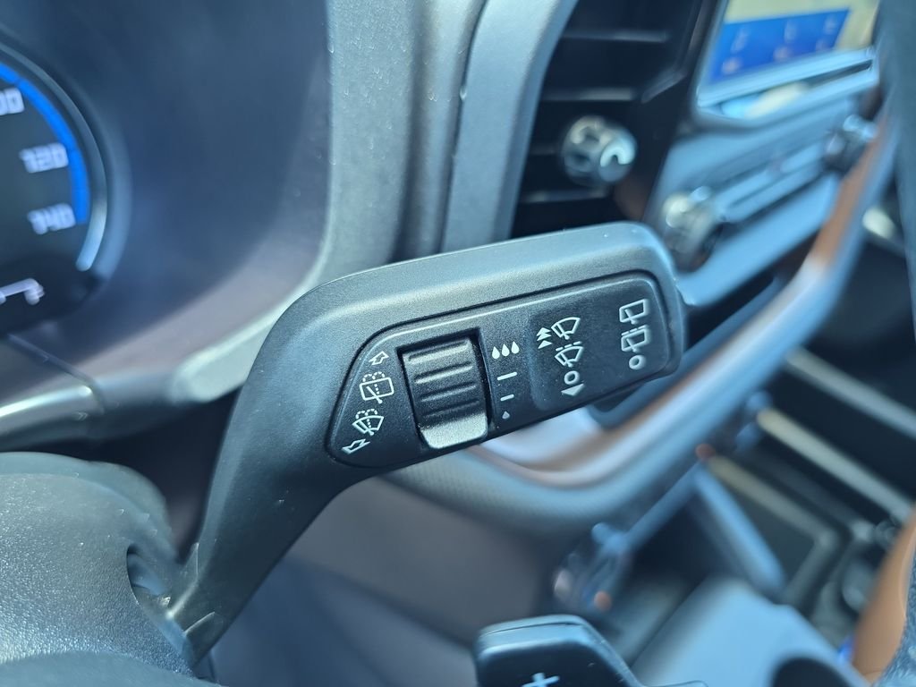 Used 2021 Blue Ford Badlands image 25