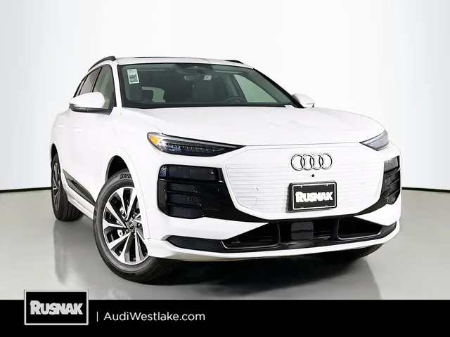 2025 Audi Q6 e-tron Premium Plus