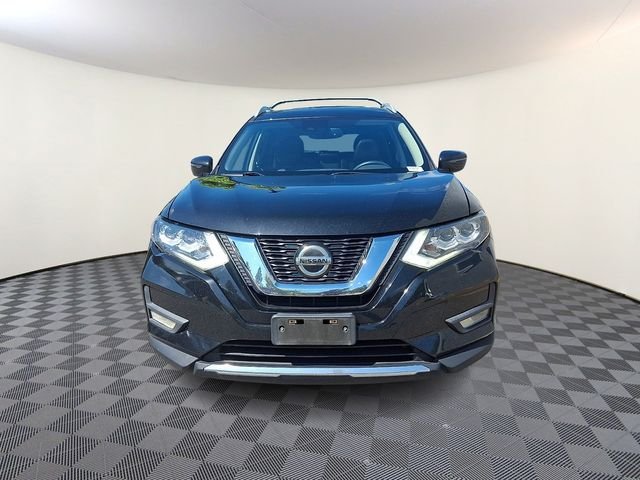 Used 2020 Black Nissan SL image 2