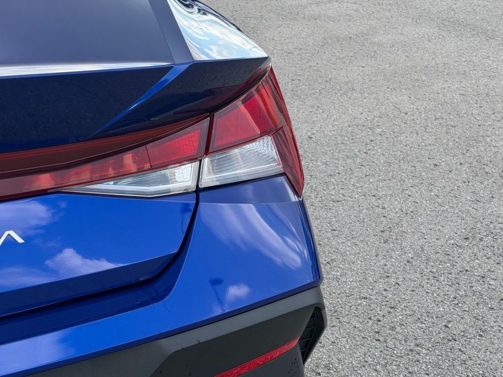 Used 2024 Intense Blue Hyundai SEL image 8