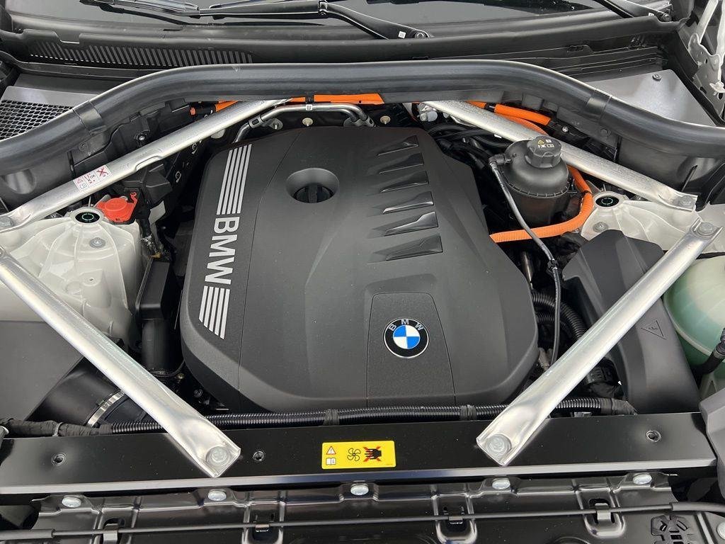 2026 BMW X5 50e - Photo 14