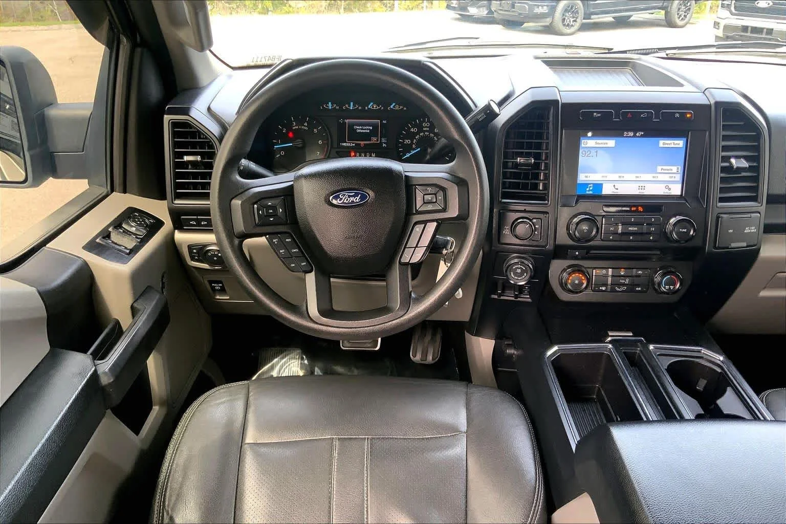 Used 2018 Oxford White Ford XL image 6