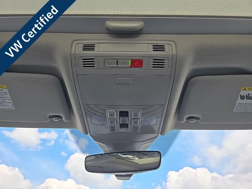 2025 Volkswagen Jetta SEL - Photo 22