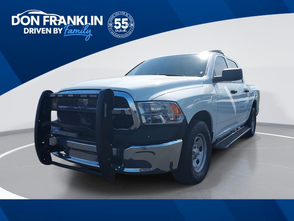 2022 RAM 1500 Classic SSV 4x4 Crew Cab 5'7's photo