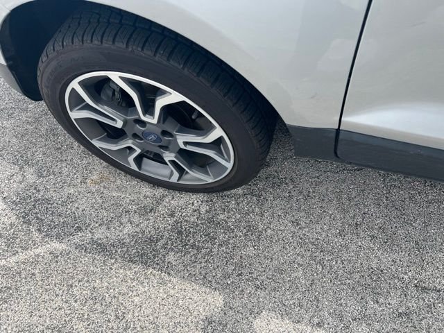Used 2020 Silver Ford SES image 12