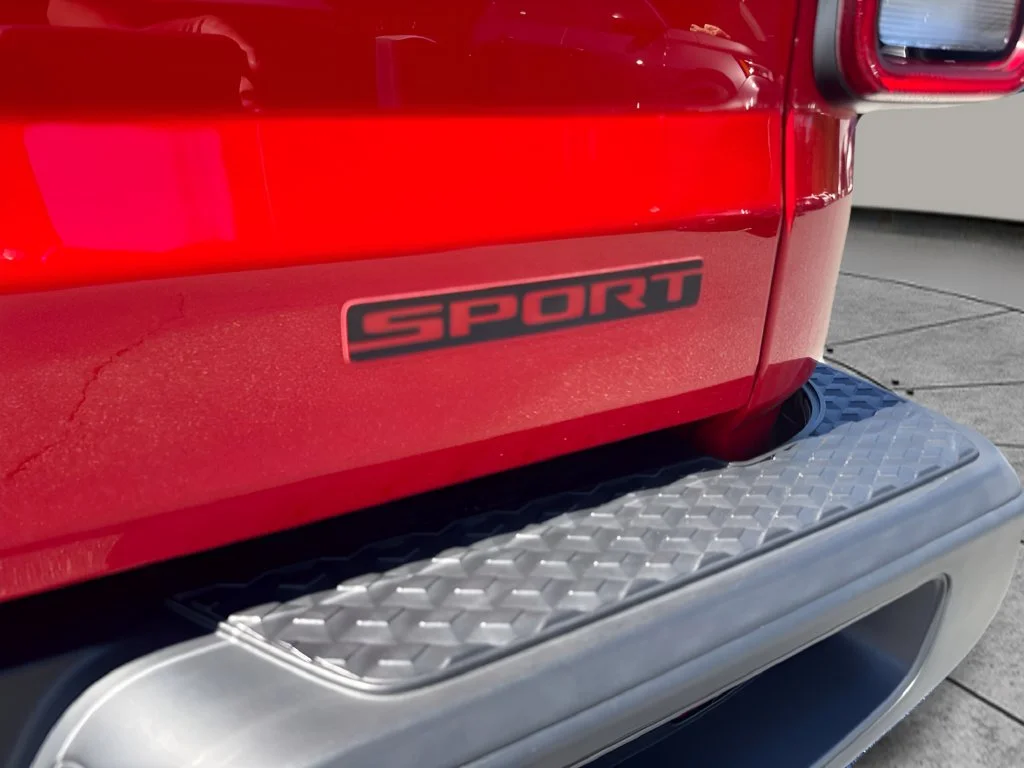 Used 2020 Red Jeep Sport image 25