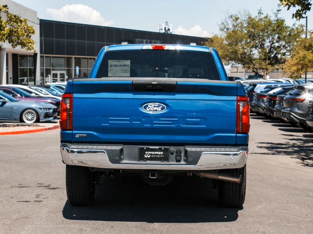 Used 2025 Blue Ford XLT image 6