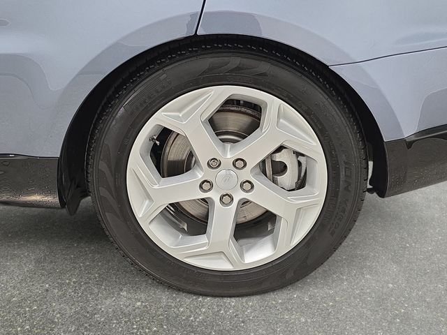 Used 2019 Blue Land Rover HSE image 30