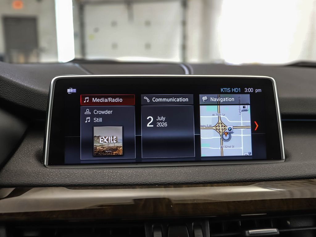 Used 2018 Space Gray Metallic BMW xDrive35i image 15