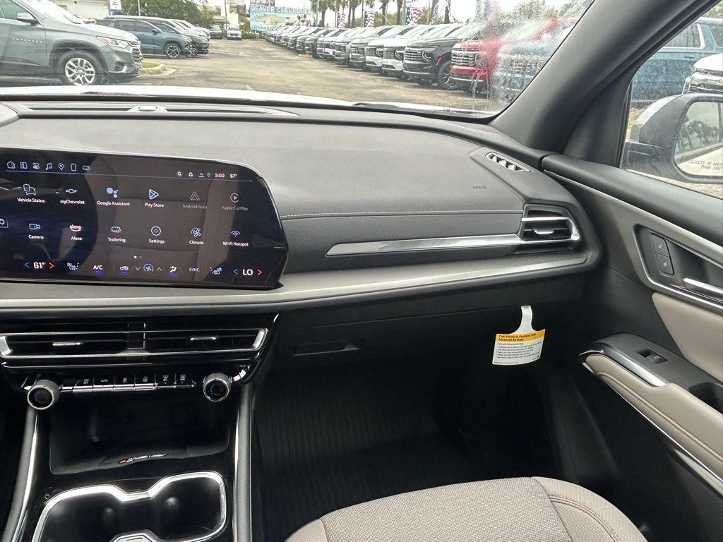 2025 Chevrolet Traverse LT - Photo 17