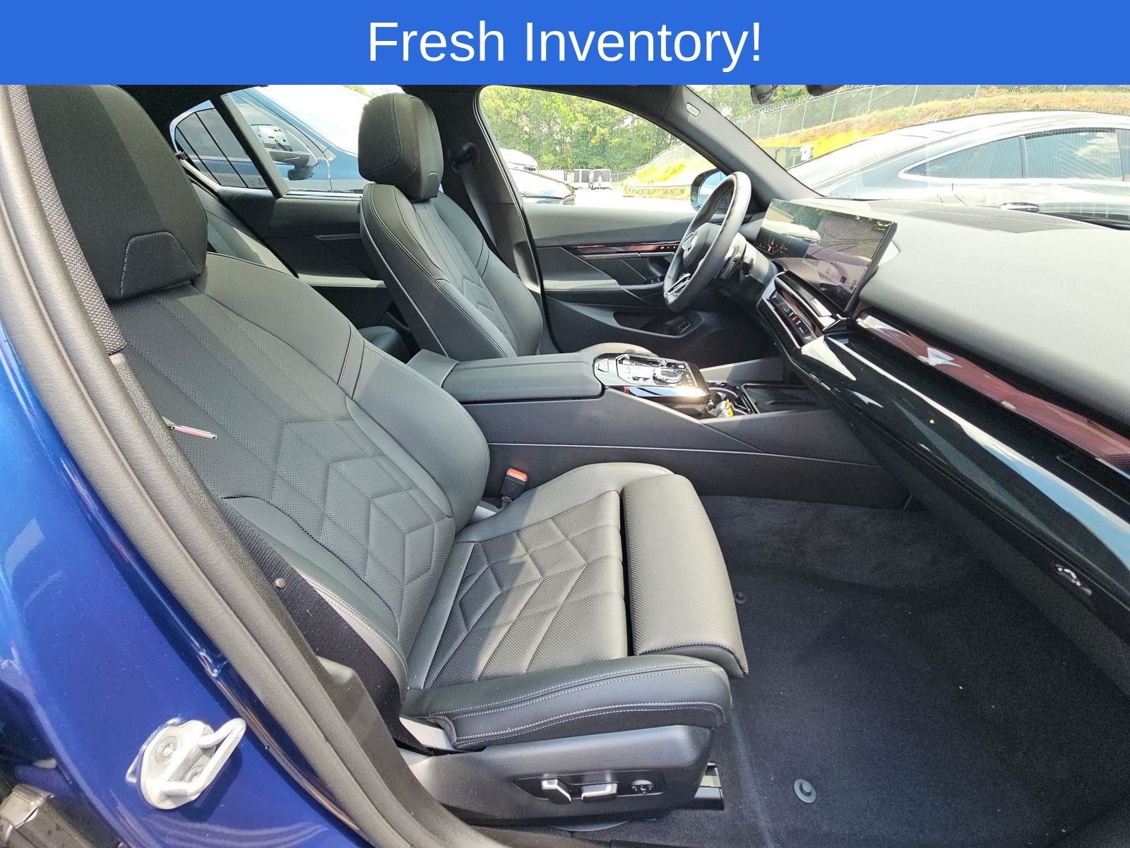 Certified Used 2026 Phytonic Blue Metallic BMW 540i xDrive image 14