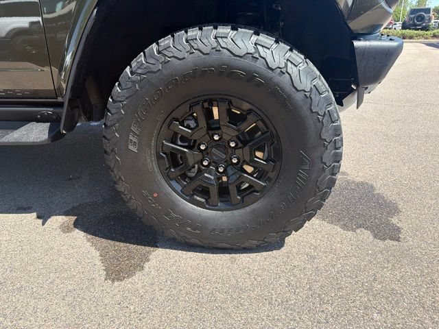 Used 2024 Green Metallic Ford Raptor image 11