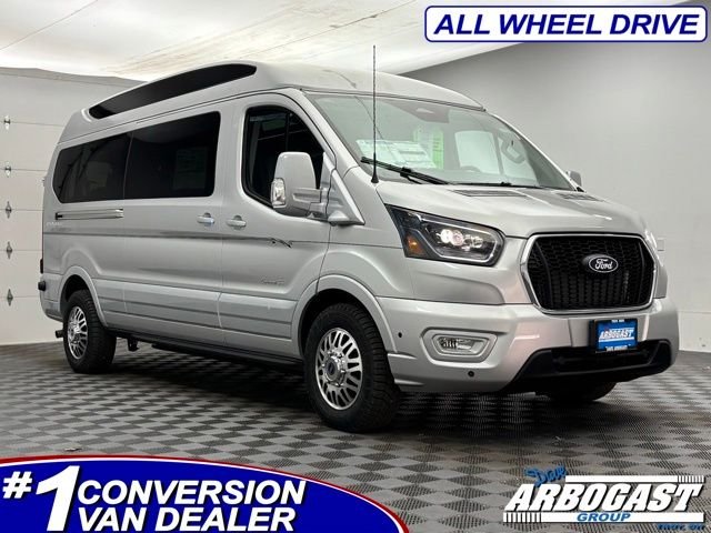 New 2026 Silver Ford Explorer Limited SE image 1
