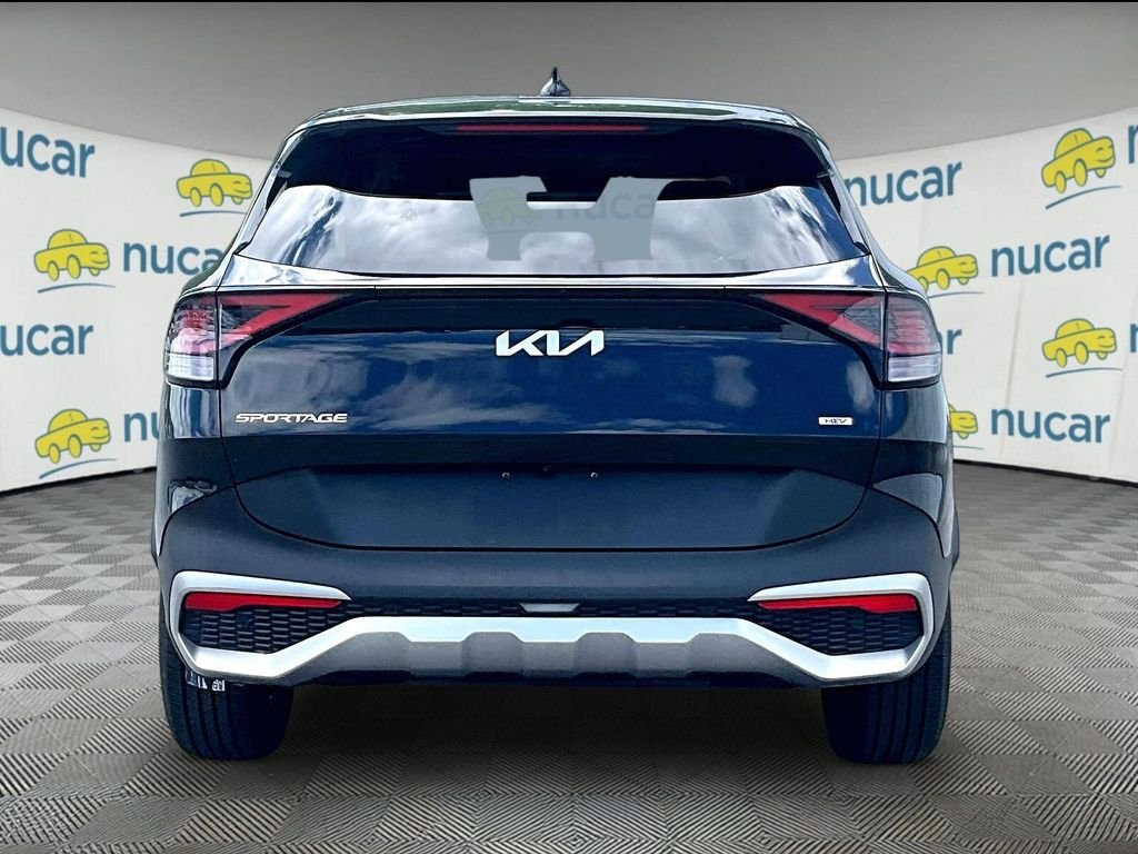 Used 2023 Fusion Black Kia LX image 5