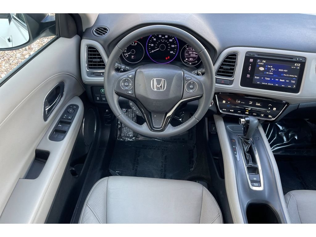 Used 2018 White Orchid Pearl Honda EX-L Navi image 17