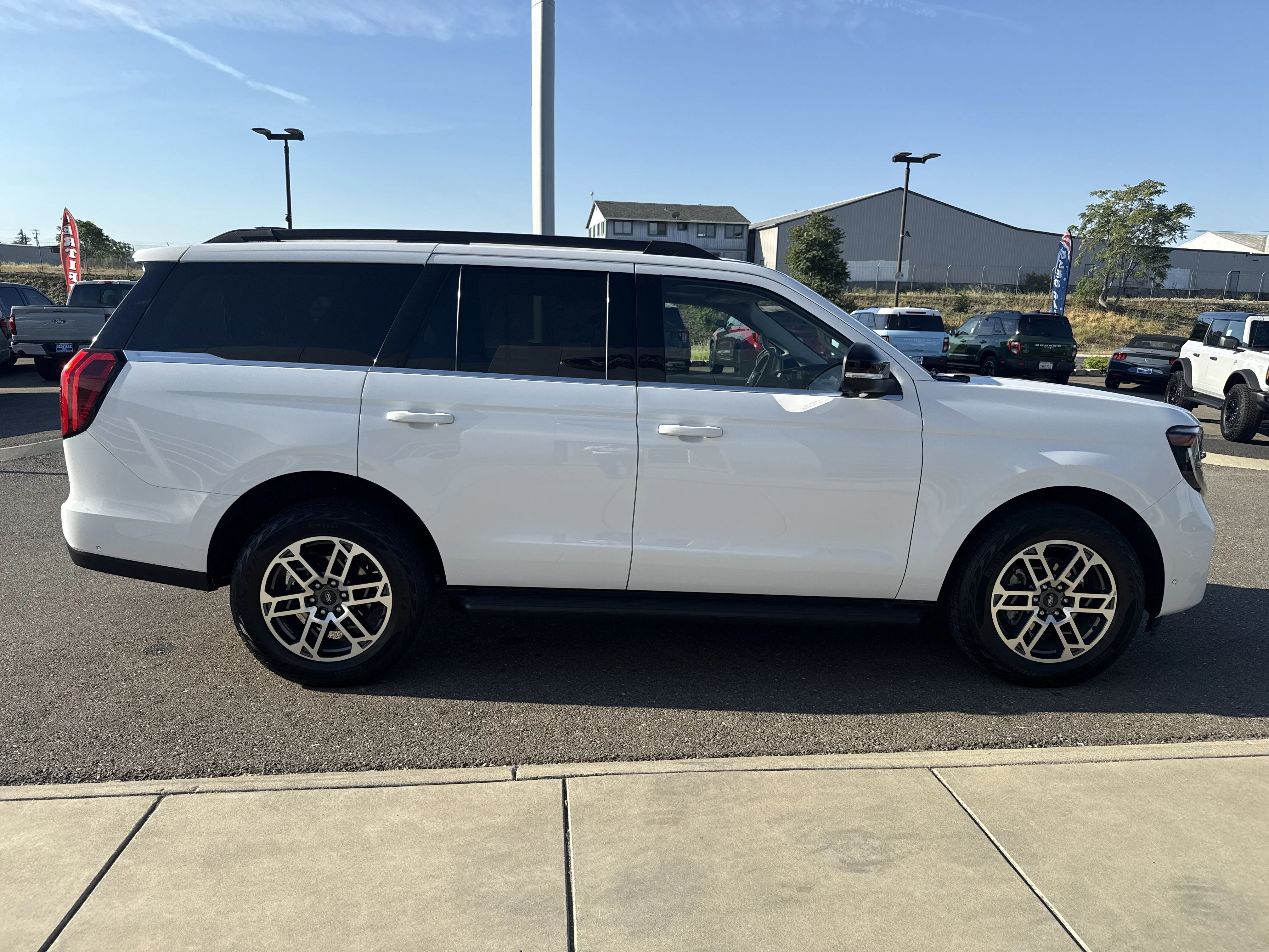 Used 2025 White Ford Active image 6