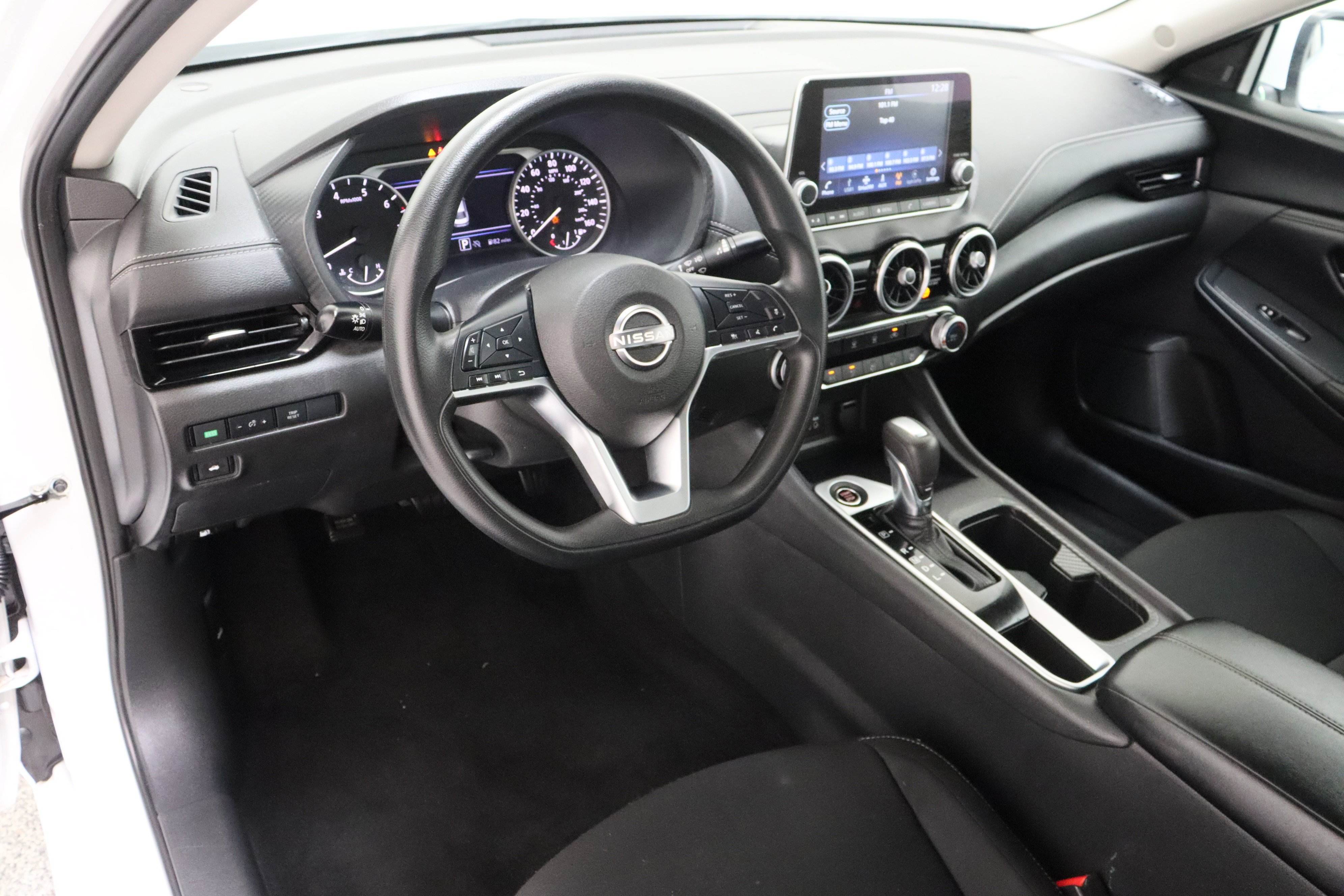 Used 2024 Aspen White Tricoat Nissan SV 2.0L image 13