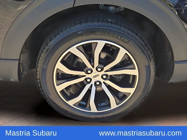 Used 2025 Black Metallic Ford ST-Line image 30